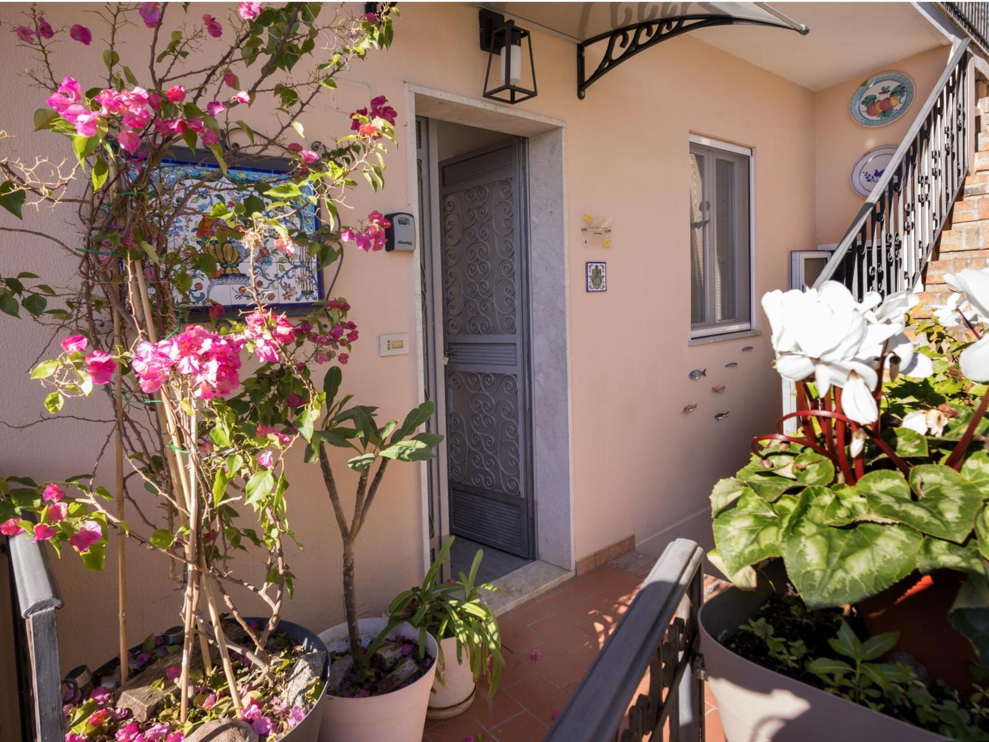 Casa Del Presidente Leilighet Taormina Eksteriør bilde