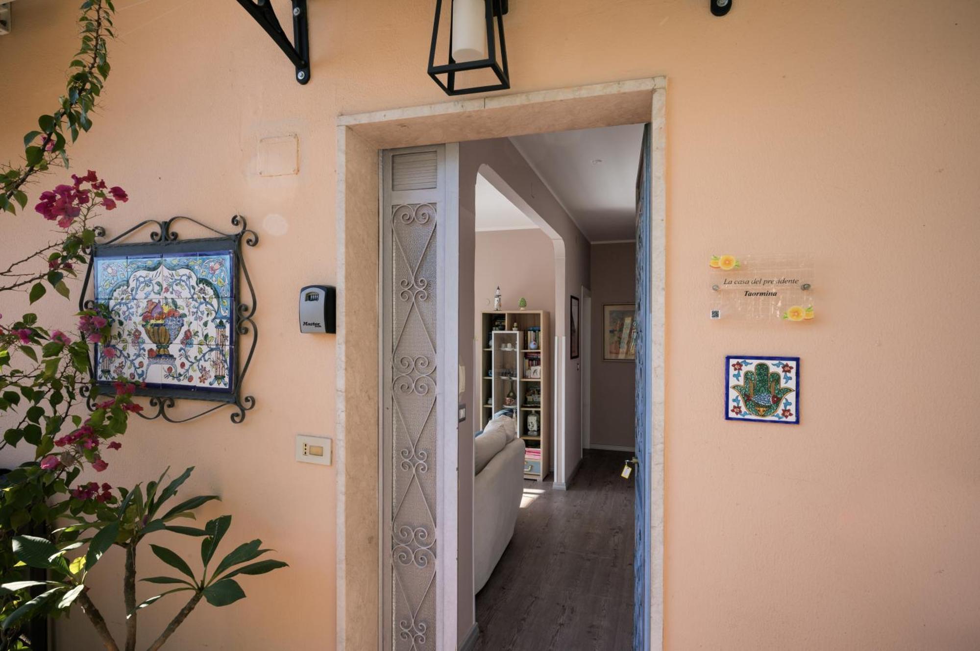 Casa Del Presidente Leilighet Taormina Eksteriør bilde